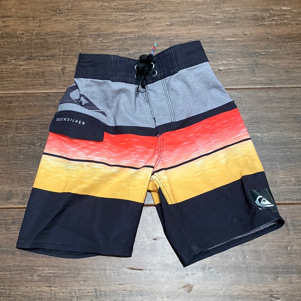 Quiksilver Swim Trunks Boys Sz 3